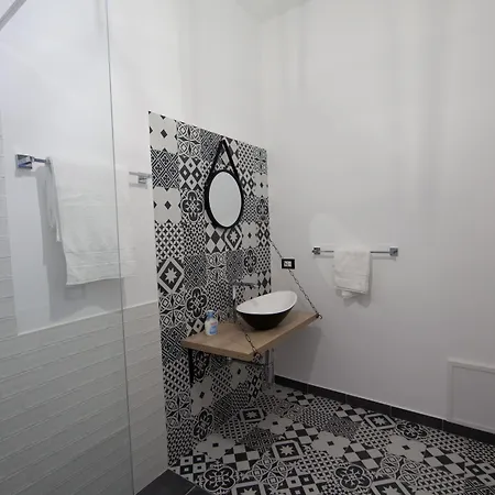 Il Genoardo Della Zisa Bed & Breakfast 3*