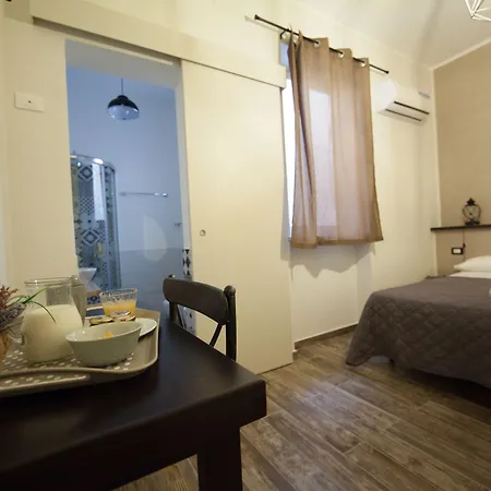 Il Genoardo Della Zisa Oda ve Kahvaltı