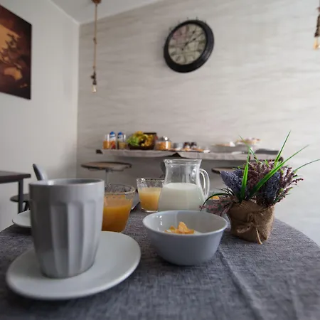 Il Genoardo Della Zisa Oda ve Kahvaltı