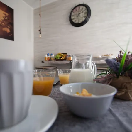 Oda ve Kahvaltı Il Genoardo Della Zisa