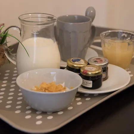 Il Genoardo Della Zisa Oda ve Kahvaltı Palermo