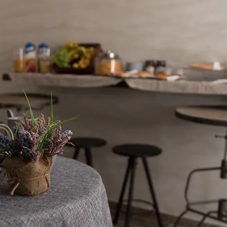 Il Genoardo Della Zisa